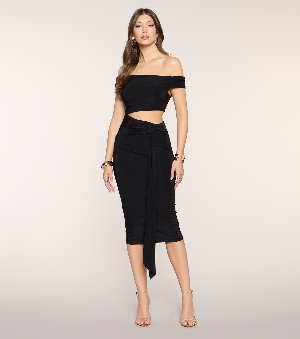 Love At First Off-Shoulder Midi Dress